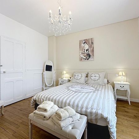 Charmante Maison 2 Chambres Avec Cour Et Jardin Sainte-Savine Екстер'єр фото